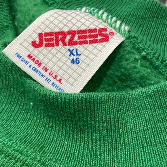 Vintage Mount Airy North Carolina Travel Destination 1980s Crewneck Sweatshirt - Picture 7 of 7